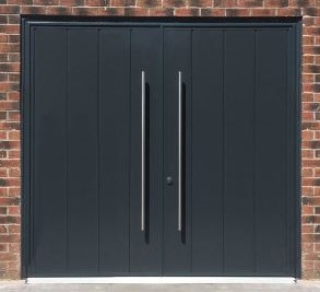 Carteck centre rib vertical smooth anthracite grey with D handles 